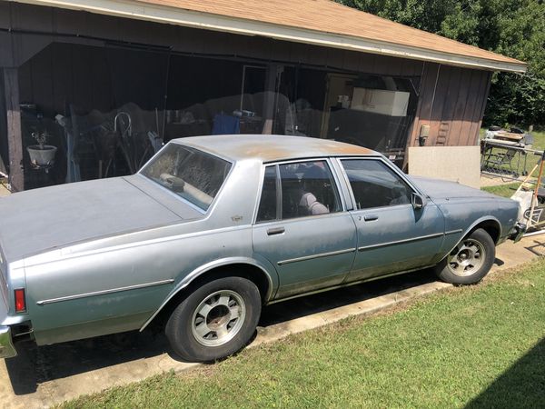 87 Box Chevy Caprice fuel injected for Sale in Phenix City, AL - OfferUp