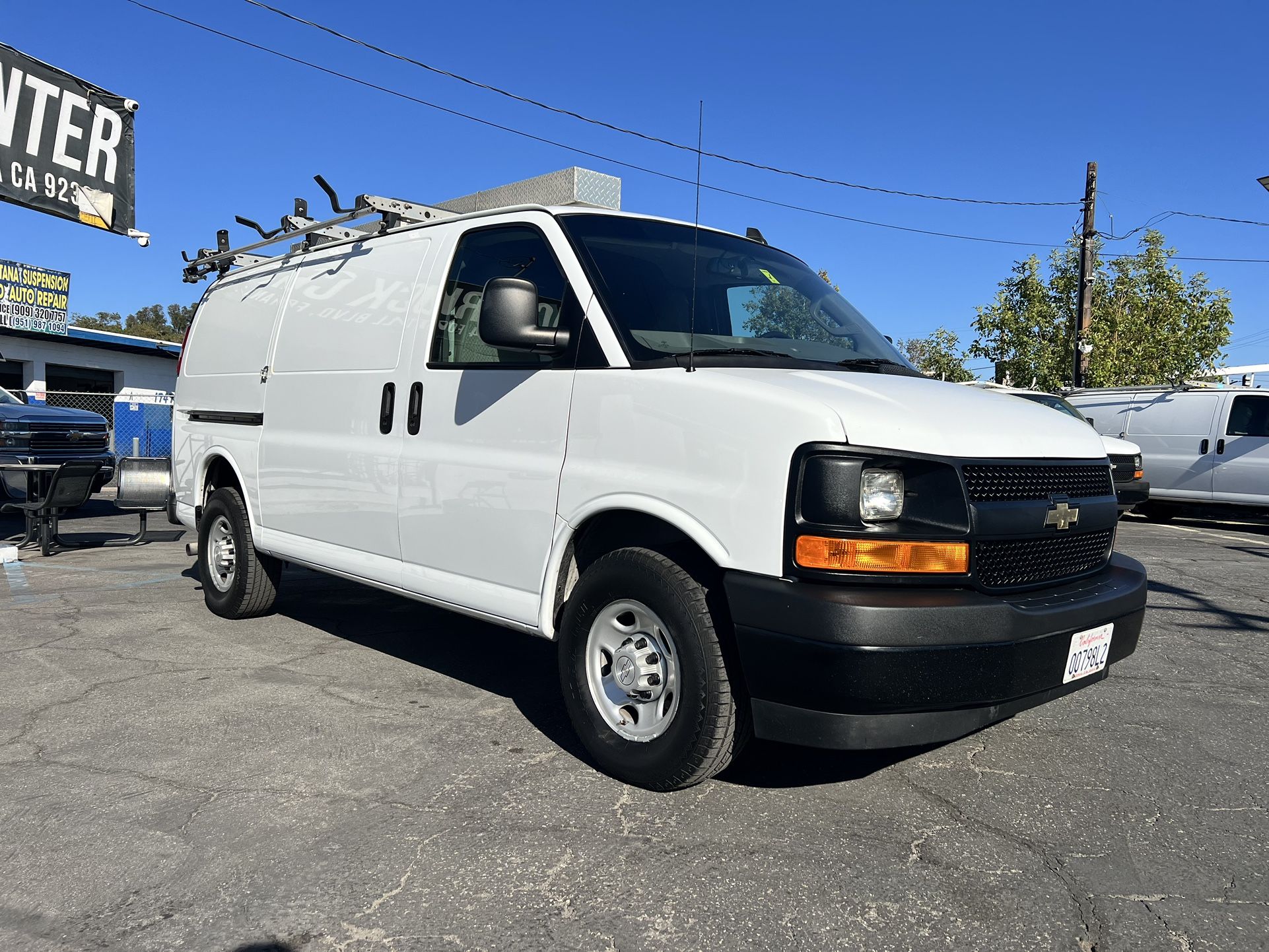 2017 Chevrolet Express 2500