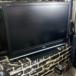 Sony Bravia 40” LCD Tv