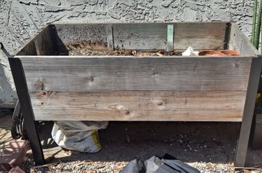 Garden bed