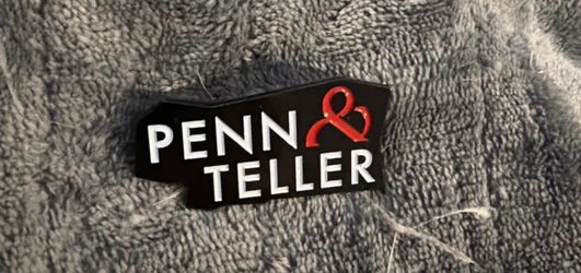 Penn & Teller- Logo Enamel Pin