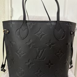 Black Purse New With Wallet 