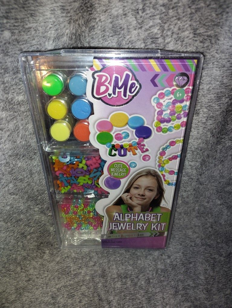 ALPHABET JEWELRY KIT