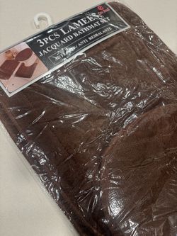 Brand new brown bathroom rug set with lid cover