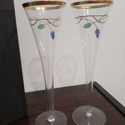 2 Champagne Flutes, handcrafted. 
