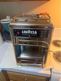 Lavazza espresso point machine $500