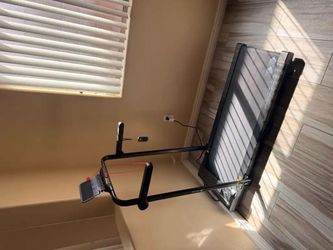 Folding treadmill