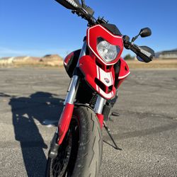 2012 Ducati Hypermotard