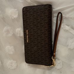 Mk Wristlet 