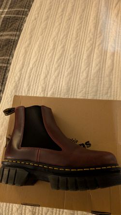 Dr. Martens Audrick Chelsea Size 11