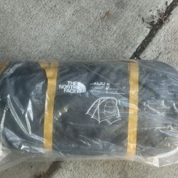 North Face Four Person Tent 