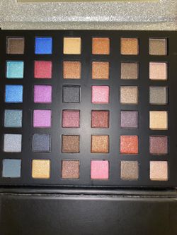 Glimmer eye palette