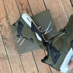 Jordan Retro 4 “Olive” Size 12 