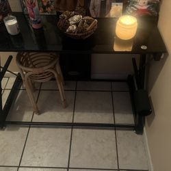 Table / Black Table / Mesa 