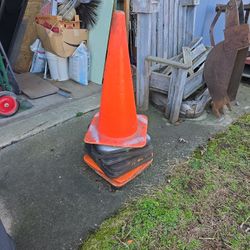 Safety Cones. 10 Cones