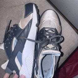 Women’s Shoes 