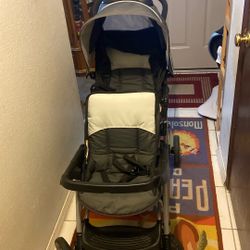 Double Seat Stroller Price 49$.  Pick Up.  E.  72.  and.  Grandview. E.   Tacoma 