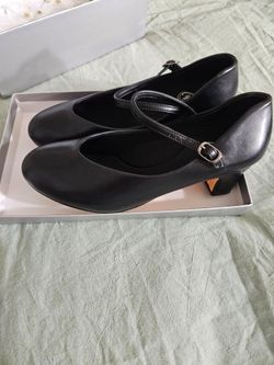 Black Dance Shoes for Women size 8.5