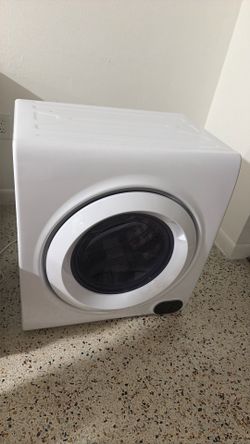 Es nueva solo que bote la caja y en el apartamento que tengo no la puedo tener