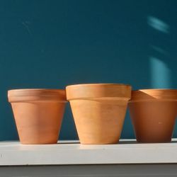 Plant Pot/ Plant Planter/ Flower Pot  Terra Cotta 