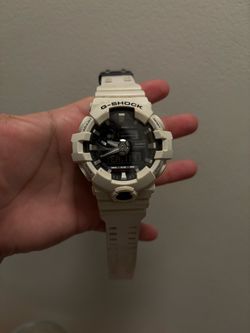 casio G-SHOCK GA-700 watch