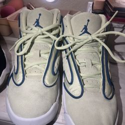 Jordan's Size 8