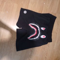 Extremely Used Bape Shorts Size Men's Medium