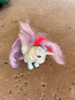 My Little Pony G1 Gusty unicorn