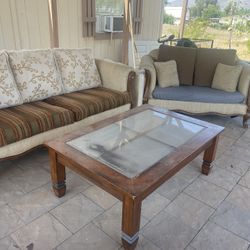 Living Room Set $160 +free Throw Pillows
