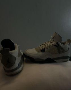 Jordan 4’s
