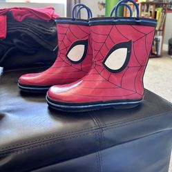 Kids Size 13-1 Rain Boots 