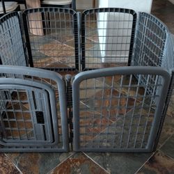 Awesome Pet Or Toddler Playpen Brand New 