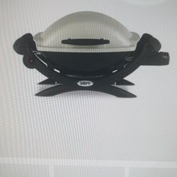 WEBER Q1200 Propane Gas Grill  $200.00