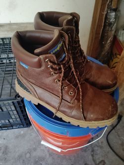 Steel toe work boots size 9