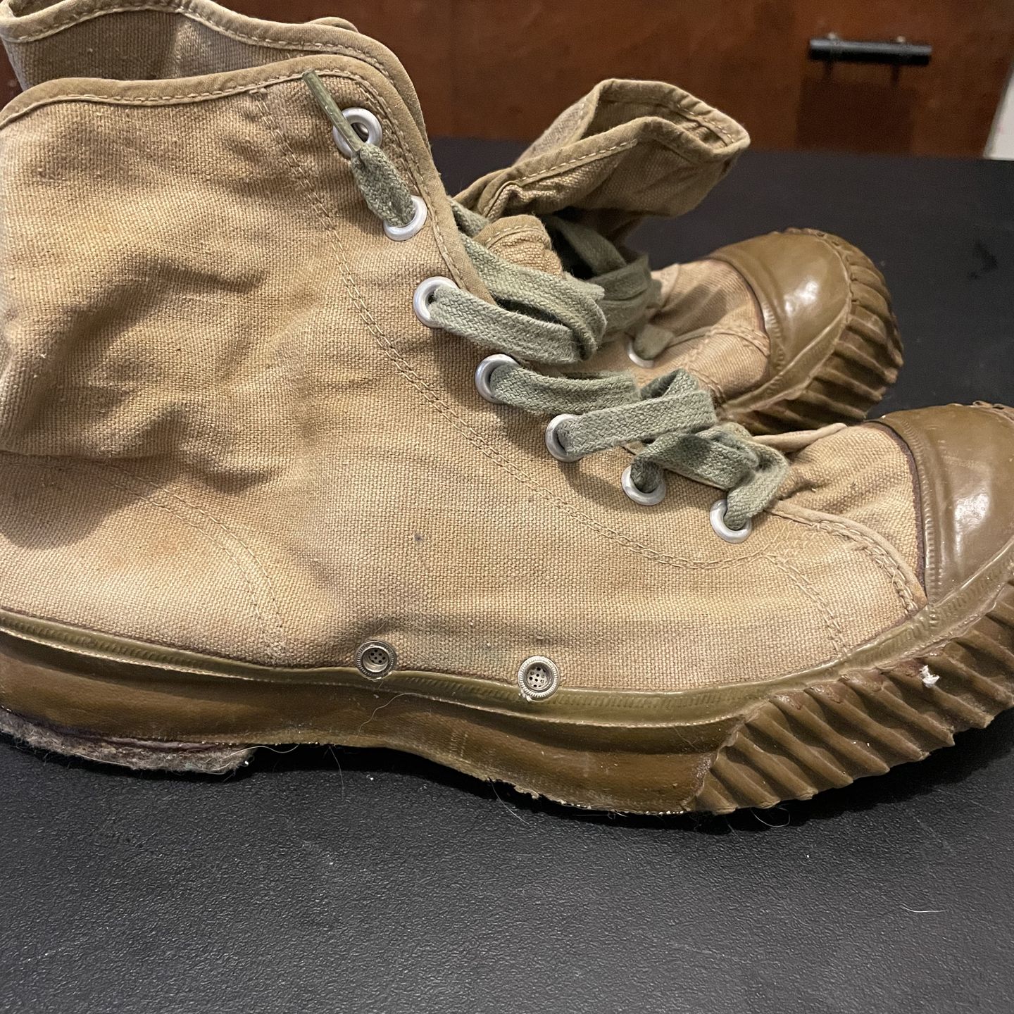 Vintage Converse High Top Sneakers Olive Canvas Size 8 OBO