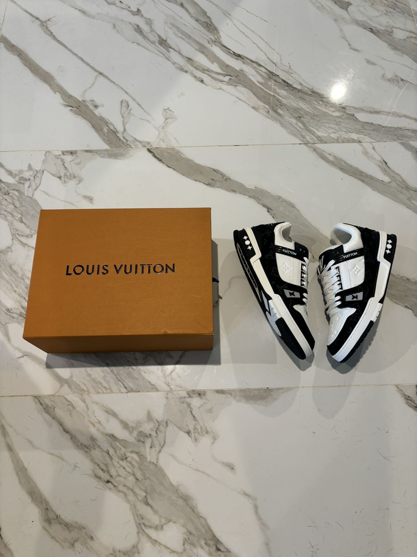 Louis Vuttion Trainers Black and White,All Products : American Fashion Style Bags On Sale