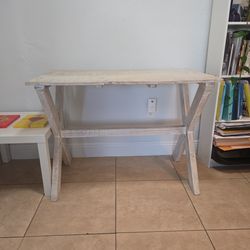 White Painted Desk