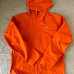 Arcteryx BETA LT gore-tex