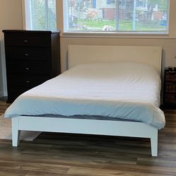 FREE Queen White Bed Frame 