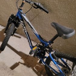 Hyper Kids 20 Inch Boys BMX Bike