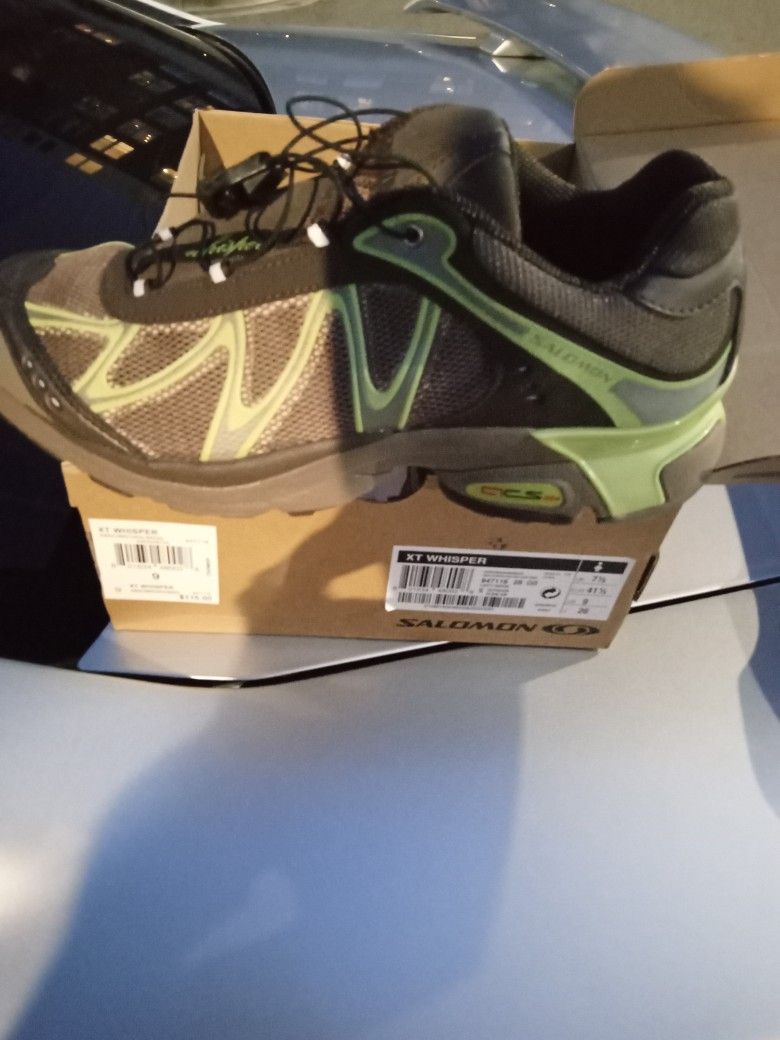 Solomon Shoes