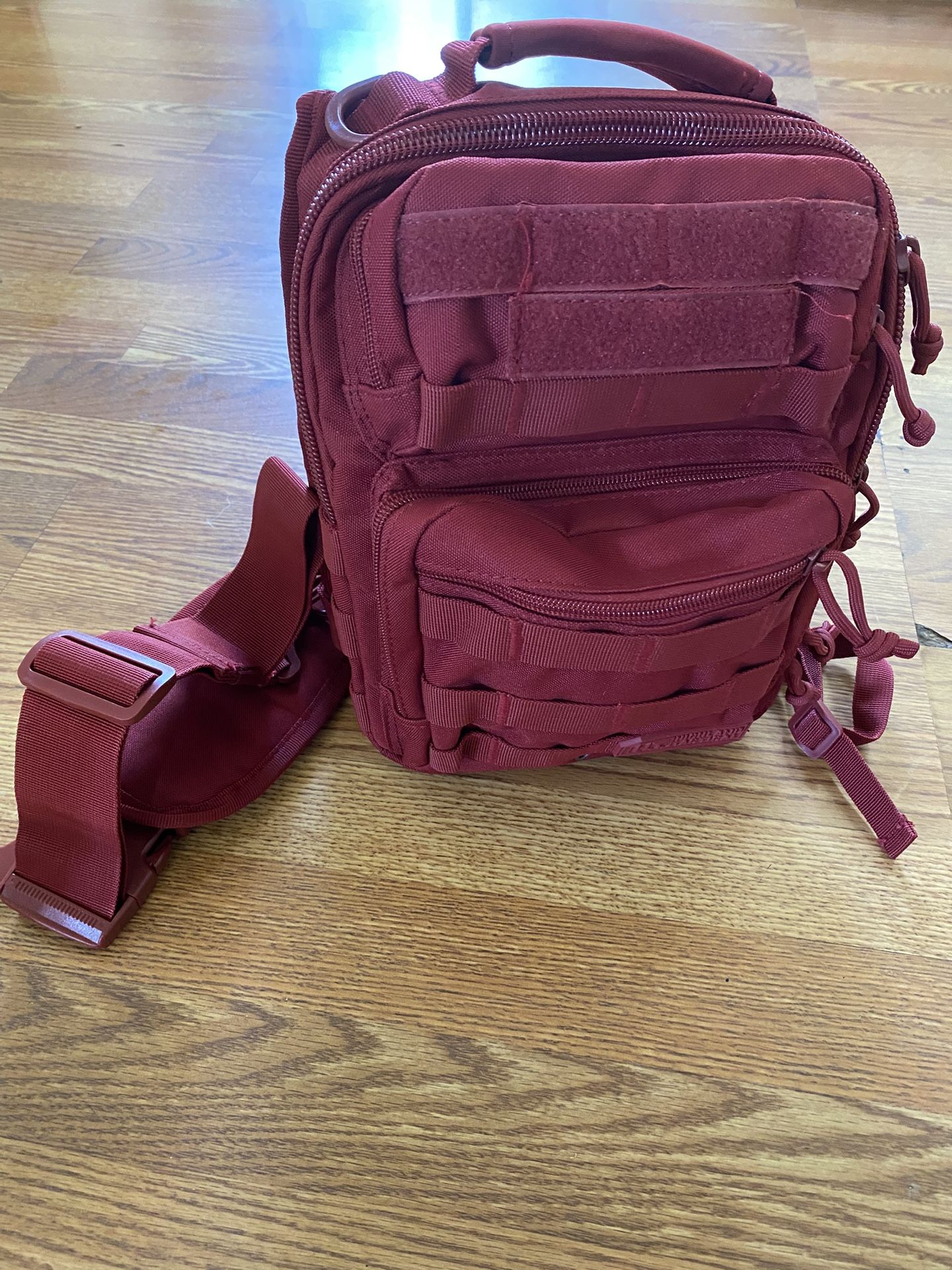 New Highlands Eagle Tactical Sling Pack Color Burgundy 