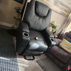 Black Lift Recliner, New 