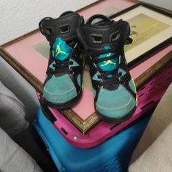 Size 2 In Kids Vintage Michael Jordan Tennis Shoes