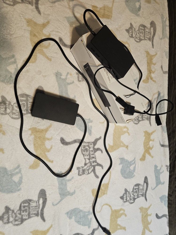 Microsoft Surface DOCK2