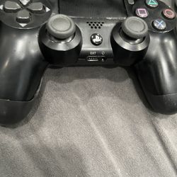 Ps4 Controller Good condition 