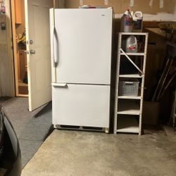 Kenmore Refrigerator 