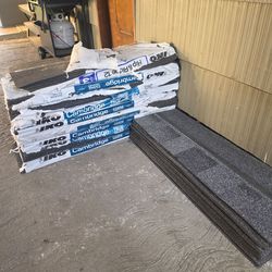 12 bundles of roofing shingles