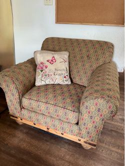 Country designed sofa seat