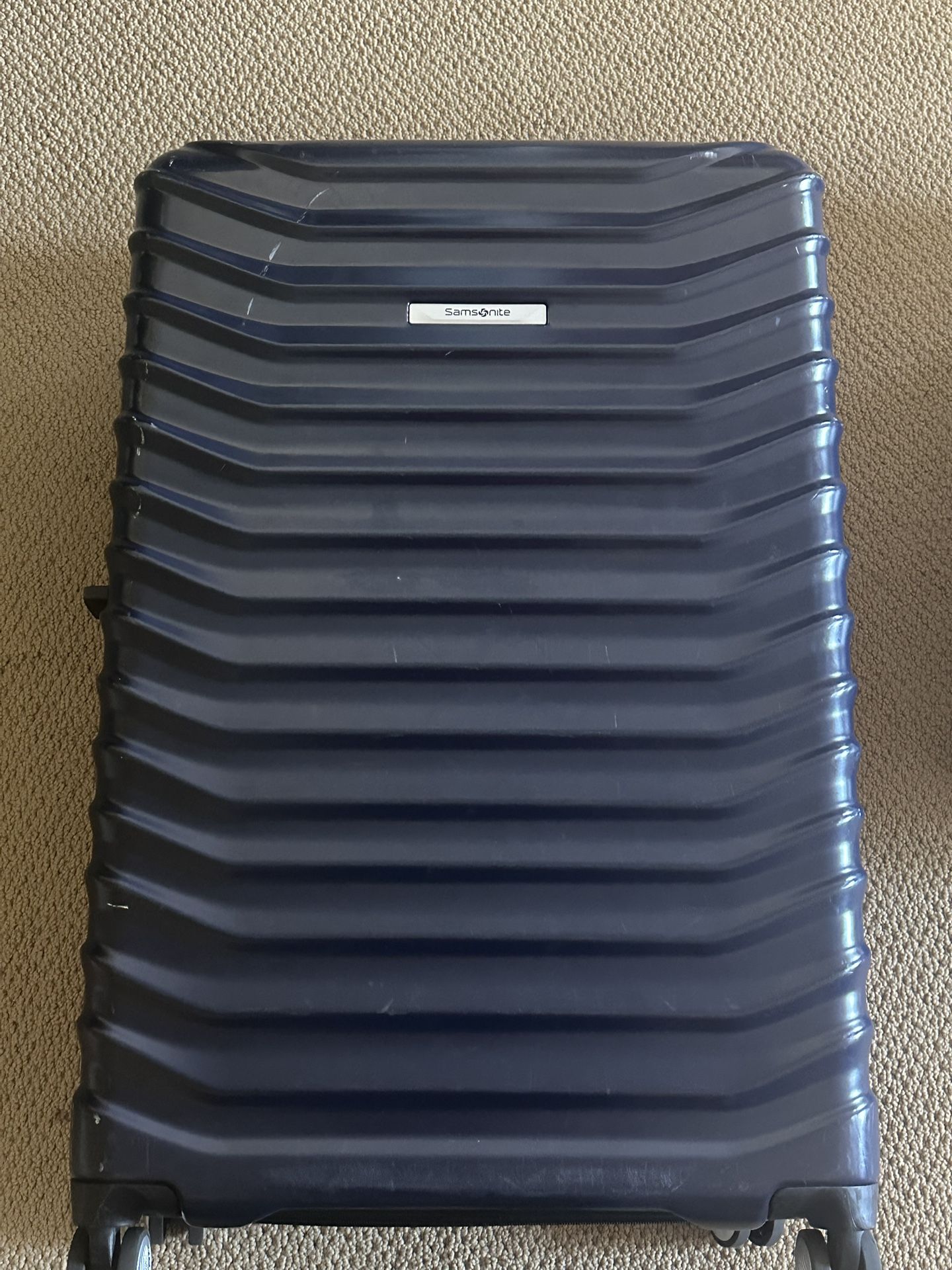 Samsonite Suitcases One Checking One Carry On 